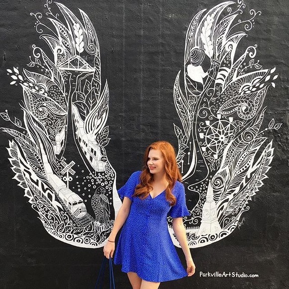 Meet your Posher, Lyssa - Picture 4 of 9